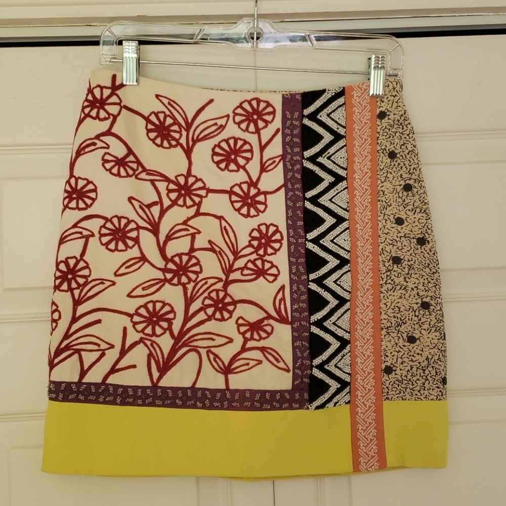 Anthropologie Leifnotes embroidered skirt Size 4